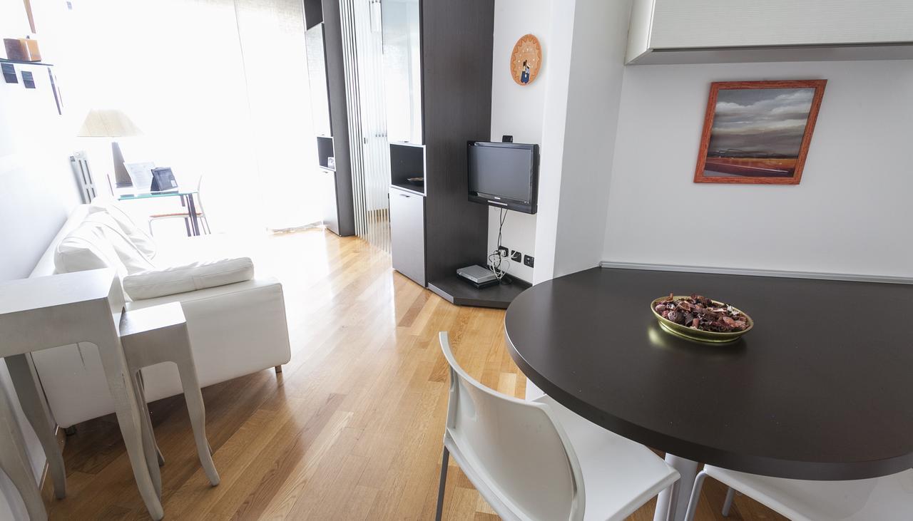 Italianway-Colletta Apartment Milano Ngoại thất bức ảnh